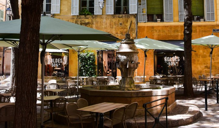 Cours Mirabeau